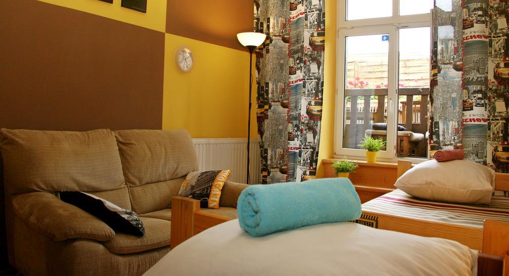 High Life Hostel Красков Екстериор снимка